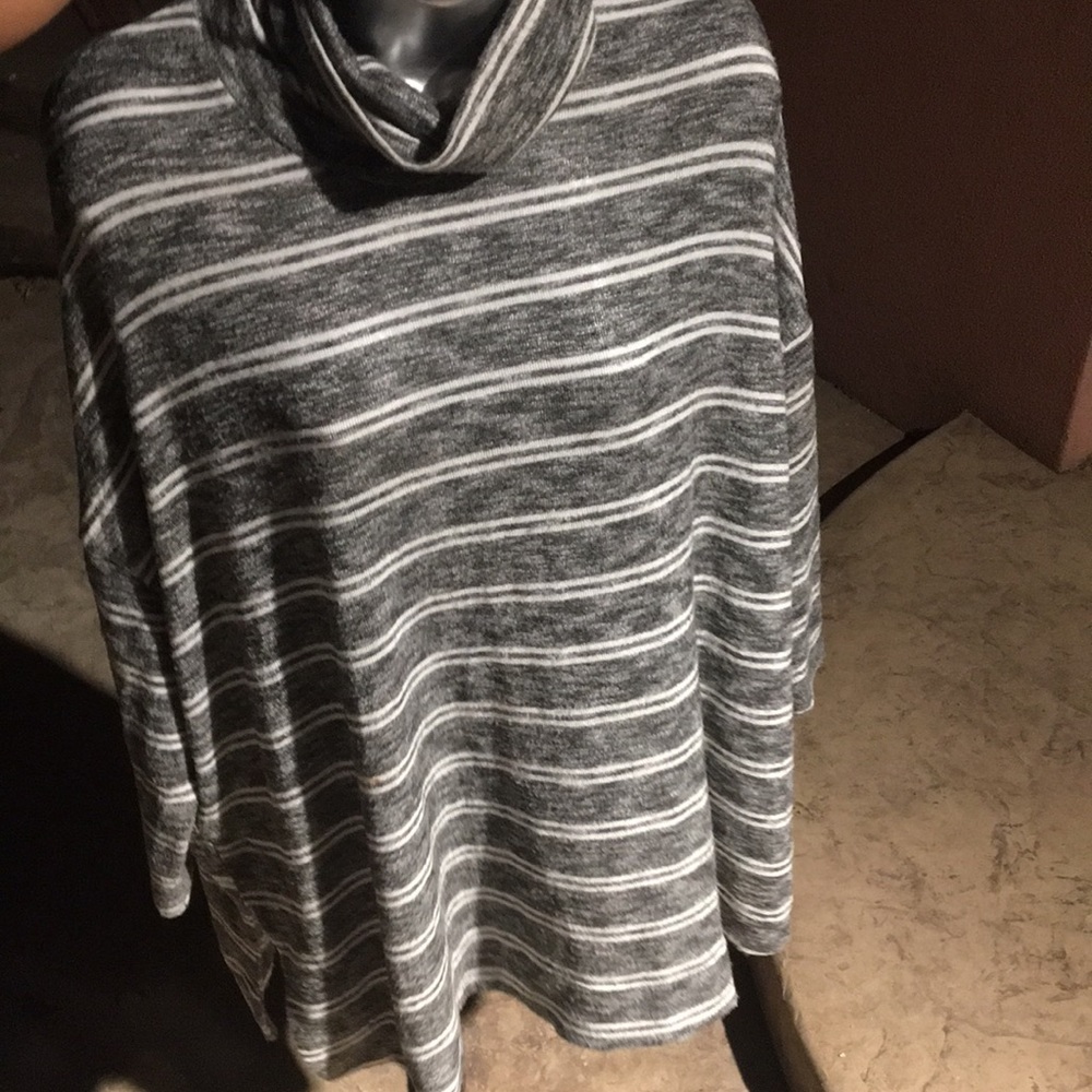 Striped flowy top